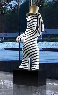 Black White Animal Garden Ornaments , Striped Bear Abstract Metal Garden Sculptures